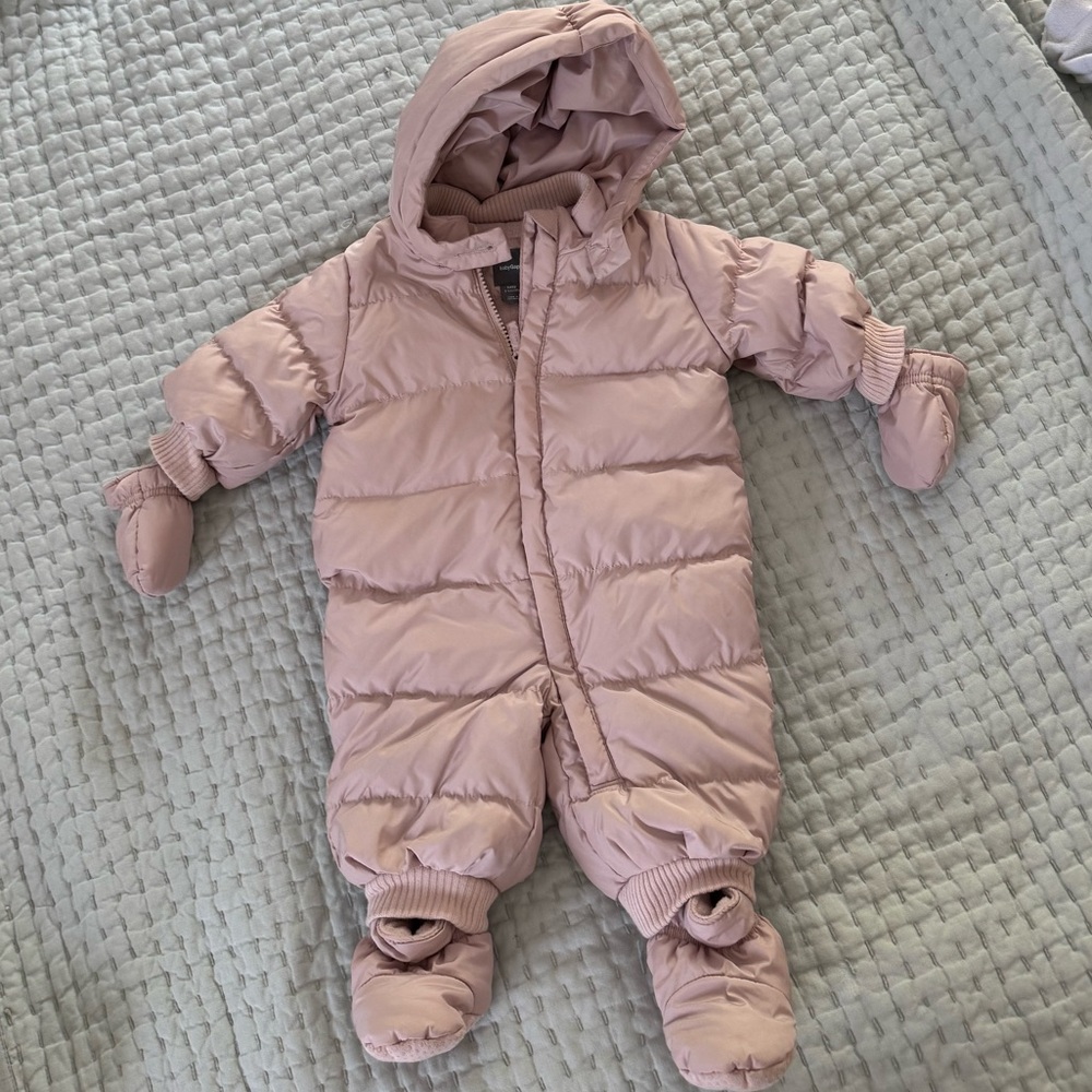Baby Gap Cozy Pink One Piece Snowsuit 0-6 mos